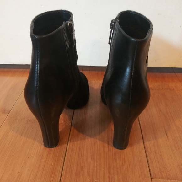 Sam Edelman Booties - Picture 2 of 3